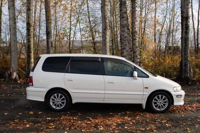 1998 Honda Odyssey JDM car for sale — photo 8 of 25