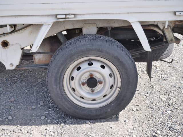 1999 Daihatsu Hijet JDM car for sale — photo 22 of 25