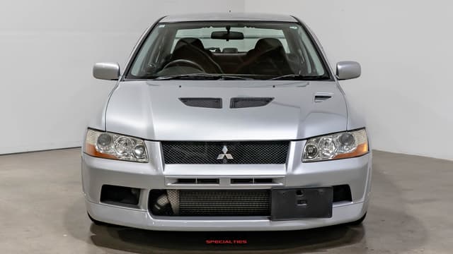 2001 Mitsubishi Lancer Evolution JDM car for sale — photo 2 of 25