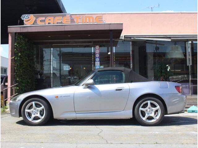 2000 Honda S2000 JDM car for sale — photo 4 of 12