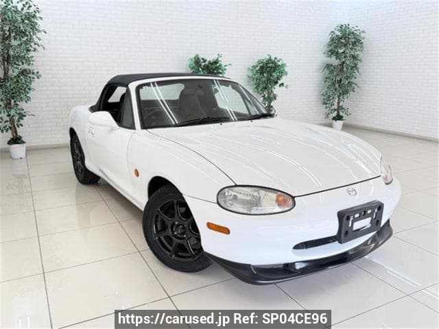 1998 Mazda Roadster (Eunos Roadster / MX-5) JDM car for sale — photo 2 of 3