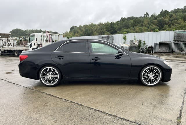2009 Toyota Mark X JDM car for sale — photo 5 of 25
