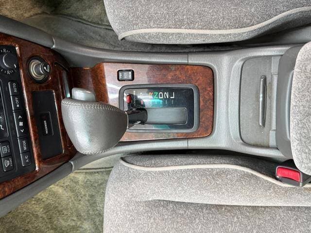 1999 Toyota Mark II JDM car for sale — photo 9 of 18