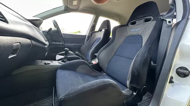 2001 Mitsubishi Lancer Evolution JDM car for sale — photo 7 of 24
