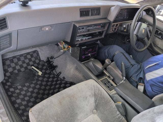1985 Nissan Skyline JDM car for sale — photo 3 of 6