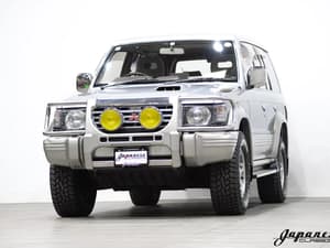 1996 Mitsubishi Pajero JDM car for sale
