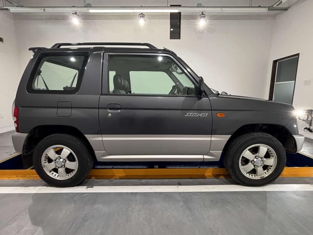 1997 Mitsubishi Pajero Mini JDM car for sale — photo 6 of 25