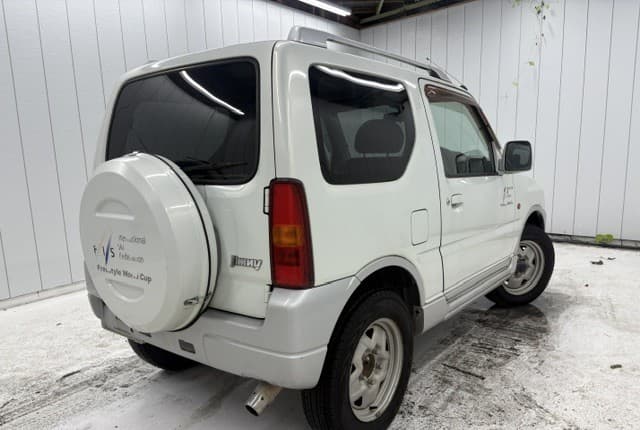 2001 Suzuki Jimny JDM car for sale — photo 4 of 25