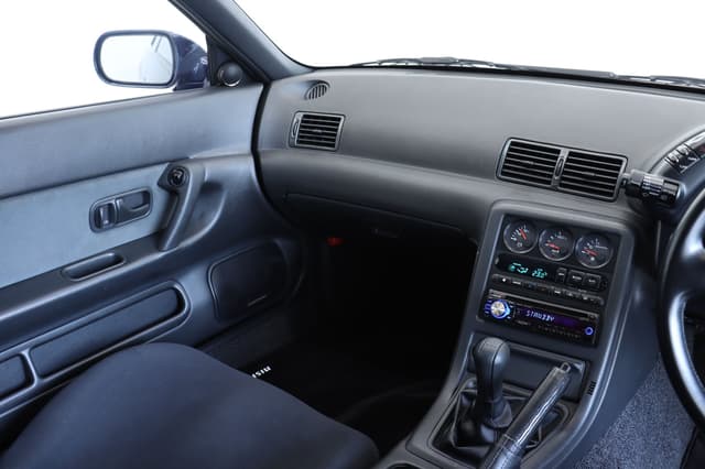 1993 Nissan Skyline JDM car for sale — photo 16 of 25