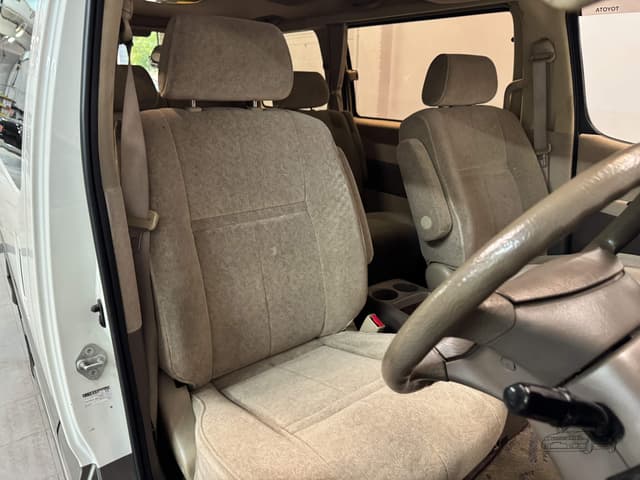 2001 Toyota Grand Hiace JDM car for sale — photo 25 of 25