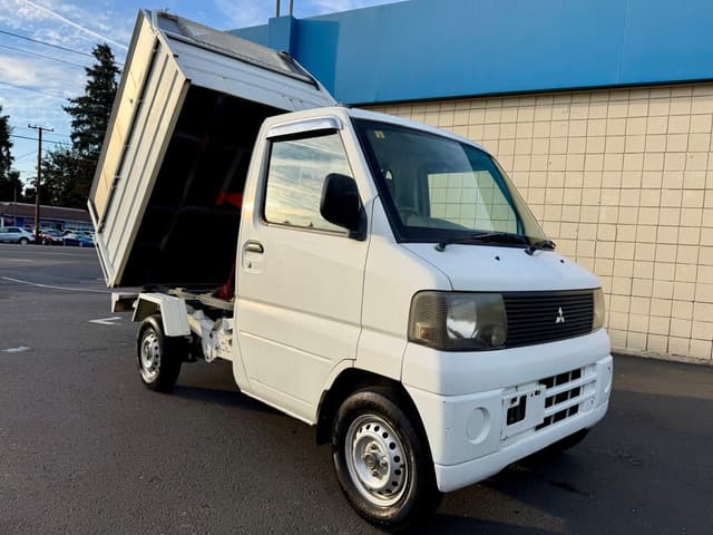 2001 Mitsubishi Minicab JDM car for sale — photo 3 of 25