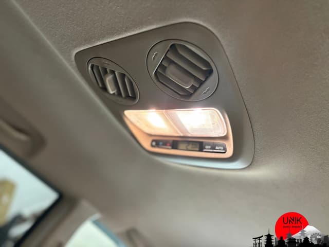 2000 Honda Odyssey JDM car for sale — photo 16 of 24