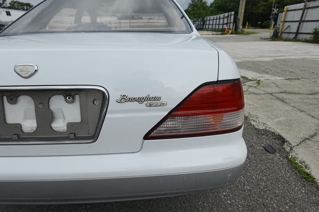 1996 Nissan Cedric JDM car for sale — photo 4 of 20
