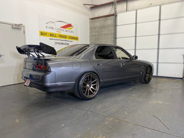 1993 Nissan Skyline JDM car for sale — photo 7 of 23