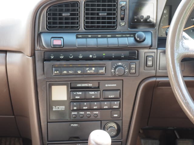 1990 Toyota Chaser JDM car for sale — photo 18 of 25