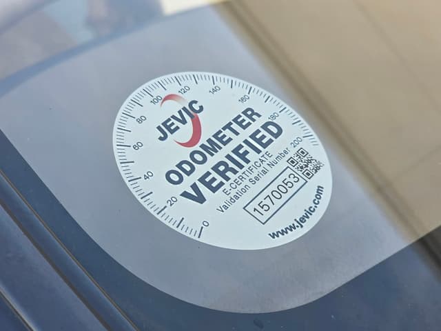 2000 Isuzu Bighorn JDM car for sale — photo 7 of 24
