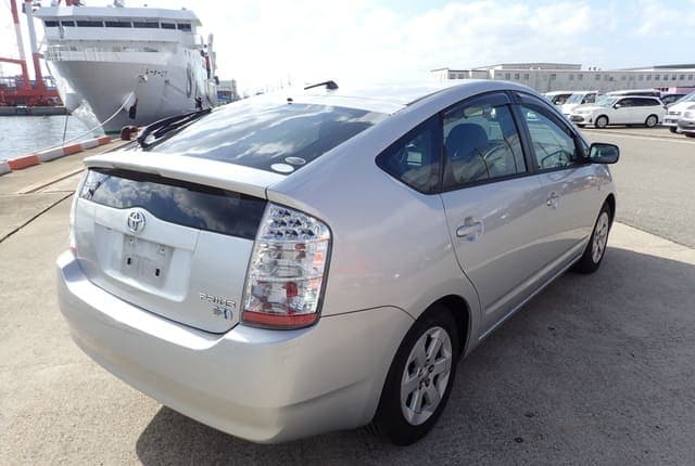 2006 Toyota Prius JDM car for sale — photo 5 of 25