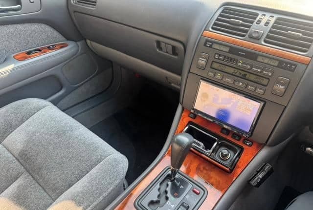 1999 Toyota Celsior JDM car for sale — photo 10 of 20