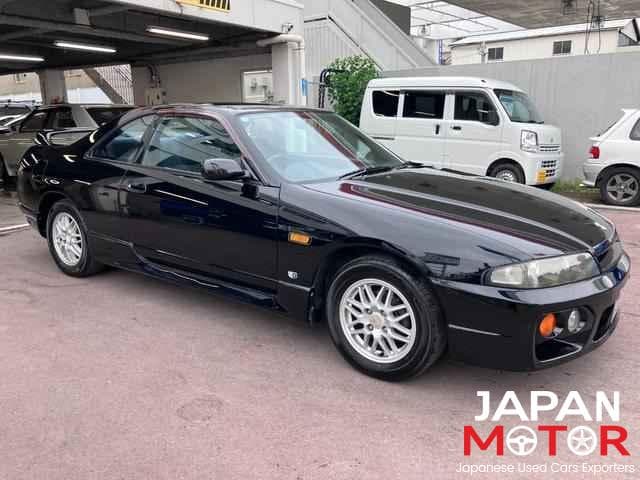 1997 Nissan Skyline JDM car for sale — photo 2 of 10