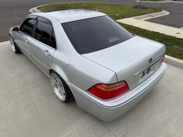 1998 Honda Legend JDM car for sale — photo 7 of 24