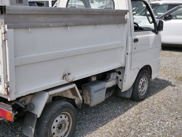 2001 Daihatsu Hijet JDM car for sale — photo 18 of 25