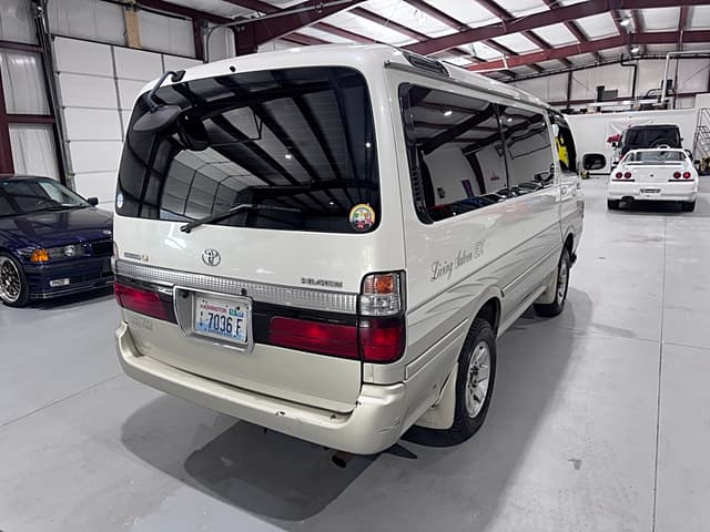 1999 Toyota HiAce JDM car for sale — photo 5 of 25
