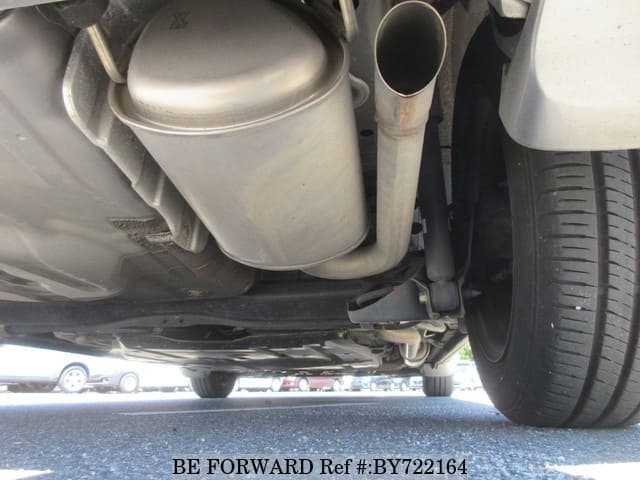 2010 Honda Fit JDM car for sale — photo 16 of 25