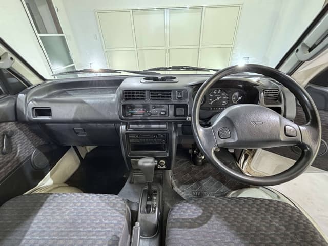1999 Daihatsu Hijet JDM car for sale — photo 11 of 25