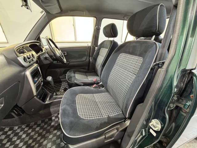 2001 Daihatsu Mira JDM car for sale — photo 9 of 25