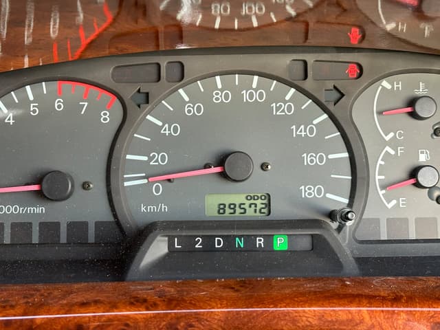 1994 Mitsubishi Delica JDM car for sale — photo 16 of 22