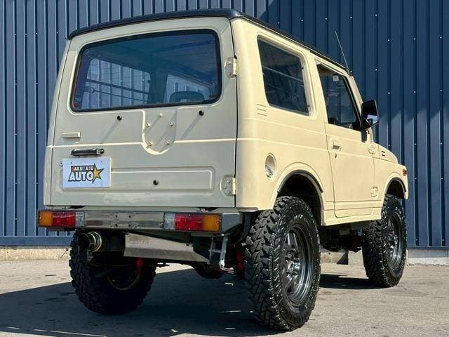 1992 Suzuki Jimny JDM car for sale — photo 15 of 15