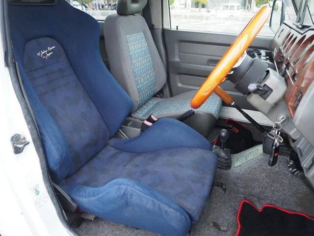1997 Suzuki Jimny JDM car for sale — photo 12 of 20