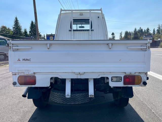 1992 Mitsubishi Minicab JDM car for sale — photo 13 of 25