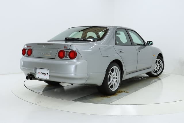 1998 Nissan Skyline JDM car for sale — photo 3 of 10