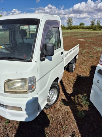 2000 Daihatsu Hijet JDM car for sale — photo 14 of 15
