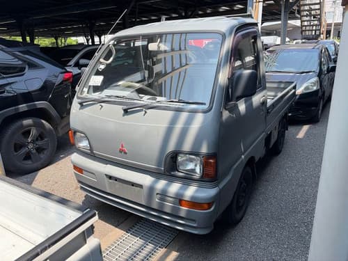 1994 Mitsubishi Minicab JDM car for sale — photo 2 of 15
