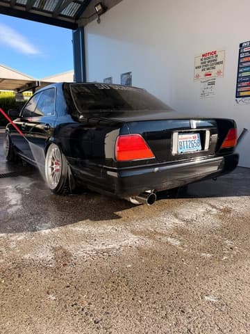 1991 Nissan Cedric JDM car for sale — photo 3 of 20