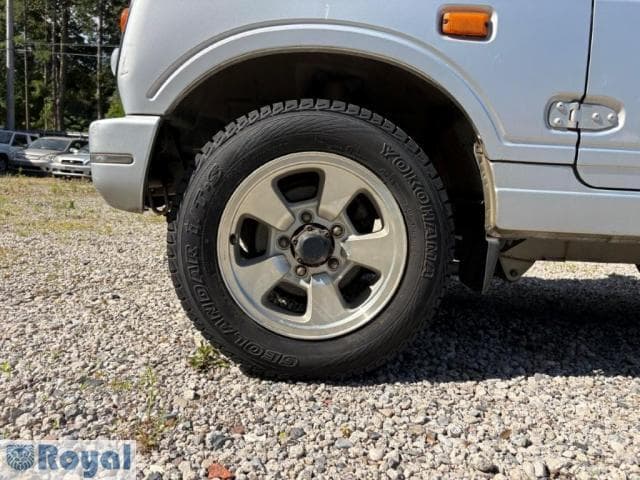 1997 Suzuki Jimny JDM car for sale — photo 12 of 25