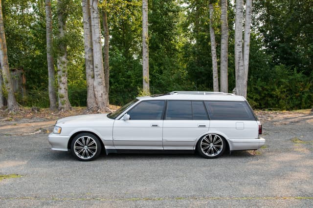 1993 Toyota Crown JDM car for sale — photo 9 of 15