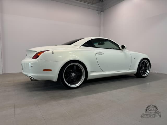 2001 Toyota Soarer JDM car for sale — photo 21 of 25