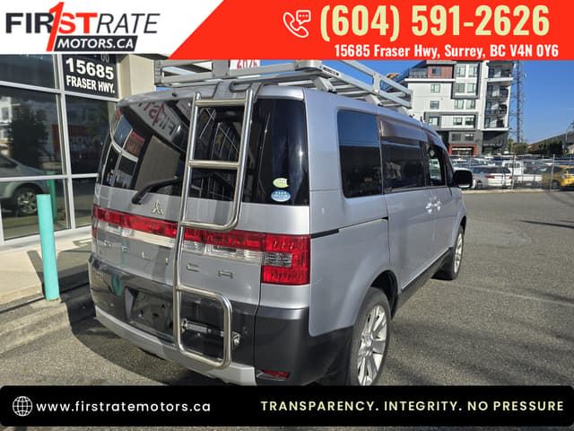 2007 Mitsubishi Delica JDM car for sale — photo 8 of 21