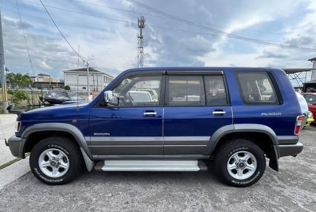 1998 Isuzu Bighorn JDM car for sale — photo 6 of 20