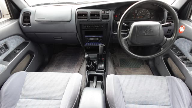 1996 Toyota Hilux Surf JDM car for sale — photo 3 of 7