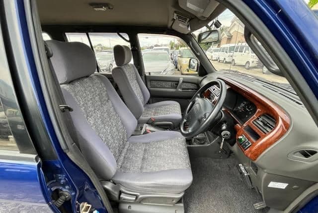 1998 Isuzu Bighorn JDM car for sale — photo 16 of 20