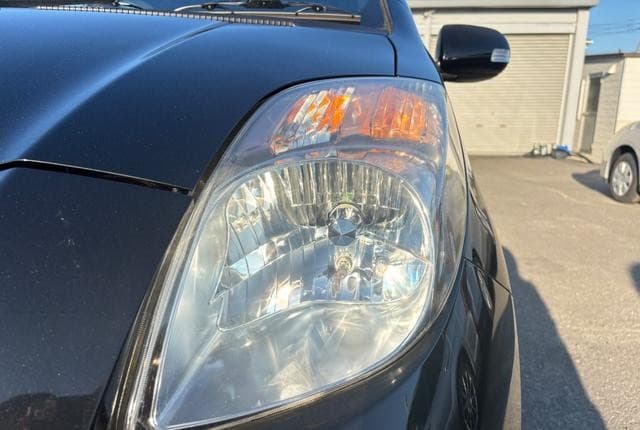 2007 Toyota Vitz JDM car for sale — photo 10 of 25