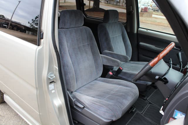 1999 Honda Stepwagon JDM car for sale — photo 17 of 25