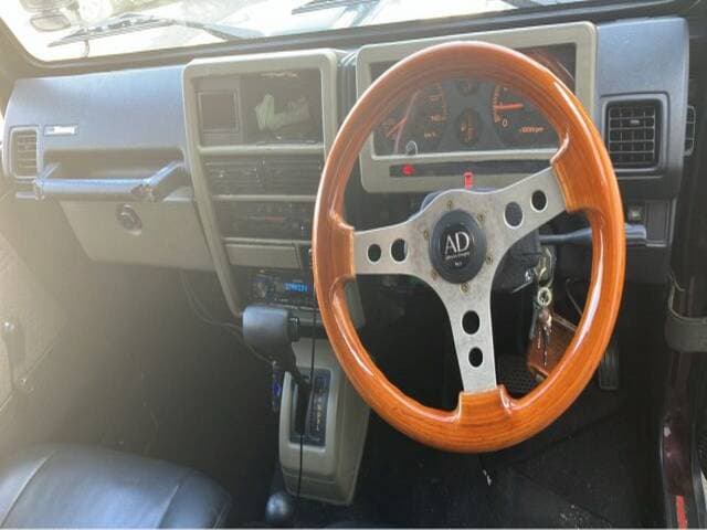 1993 Suzuki Jimny JDM car for sale — photo 12 of 13