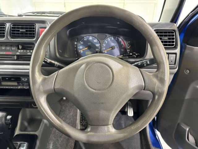 2001 Suzuki Jimny JDM car for sale — photo 15 of 25