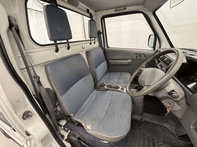 2000 Mitsubishi Minicab JDM car for sale — photo 9 of 25