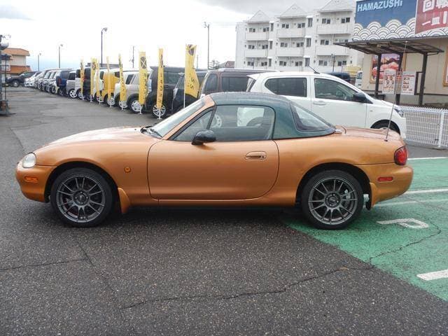 1998 Mazda Roadster (Eunos Roadster / MX-5) JDM car for sale — photo 5 of 20